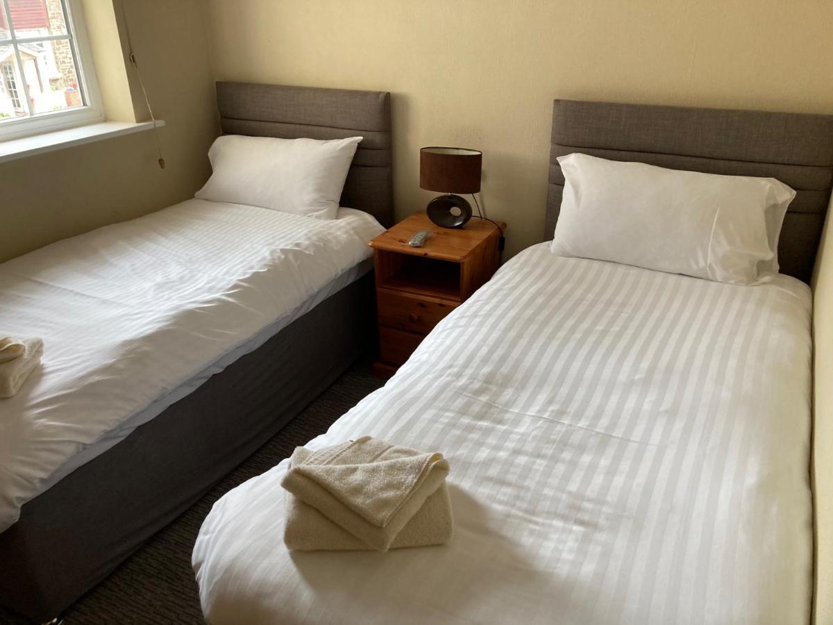The Waie Inn Copplestone Bagian luar foto